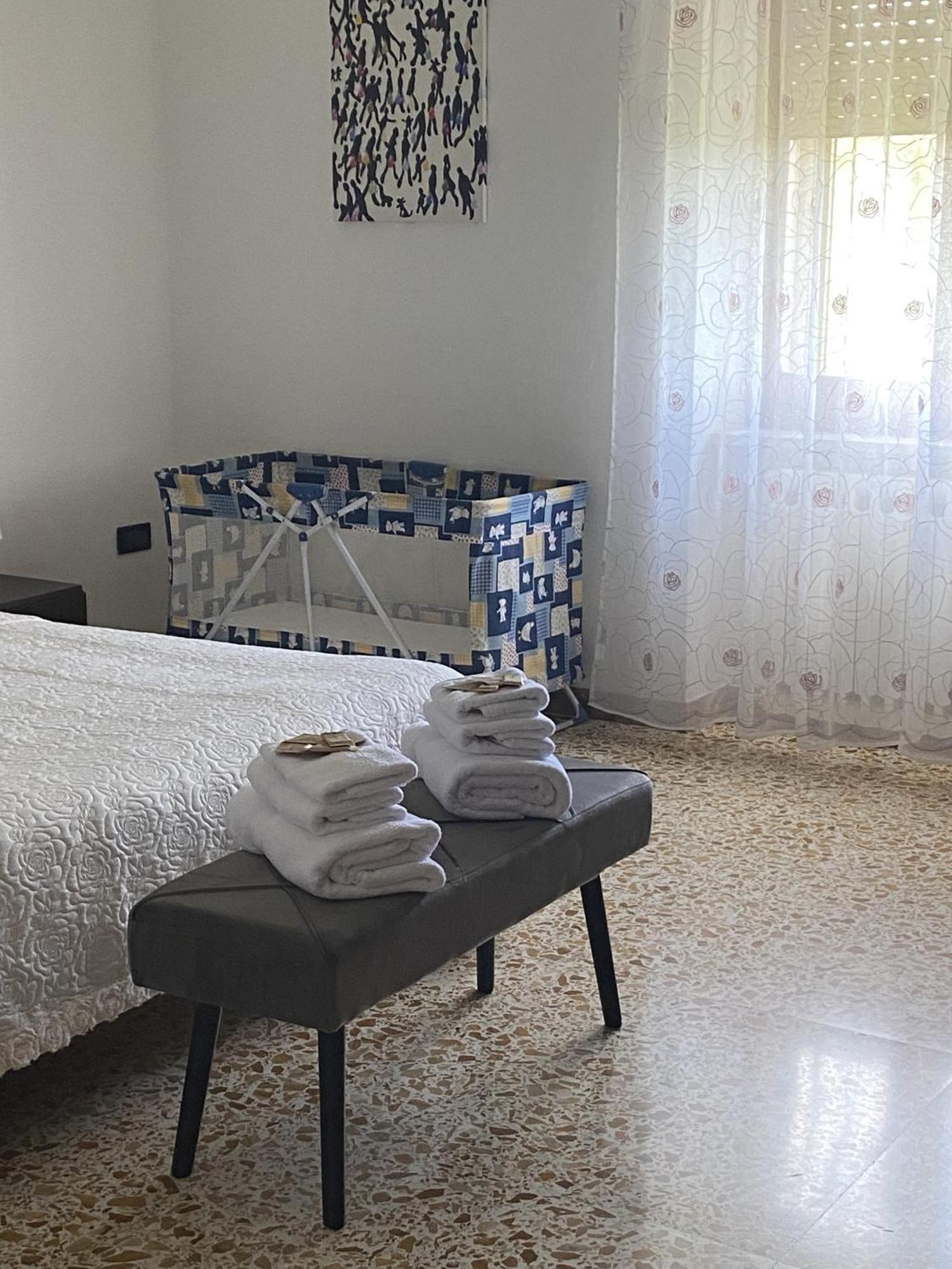 Apartamento Sotto La Torre Caiazzo Exterior foto